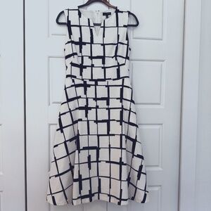 The Limited White/Navy A-line Midi Dress Small Tall